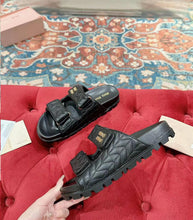 Load image into Gallery viewer, Leather Sandals
