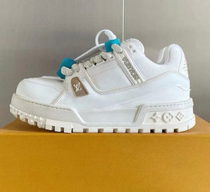 Logo Trainers