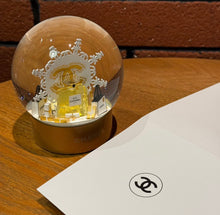 Load image into Gallery viewer, Snow Globe
