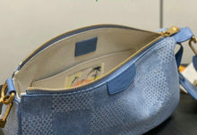 Load image into Gallery viewer, Pochette Accesories
