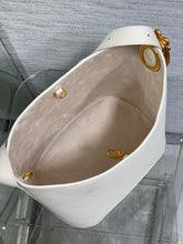 Load image into Gallery viewer, Bucket Bag
