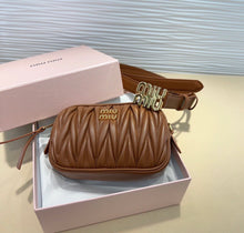 Load image into Gallery viewer, Leather Bumbag
