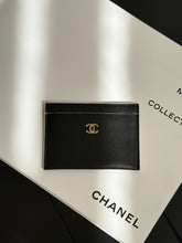 Load image into Gallery viewer, CC Leather Card Holder
