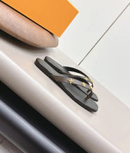 Load image into Gallery viewer, Leather Sandals

