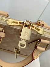 Load image into Gallery viewer, Alma BB
