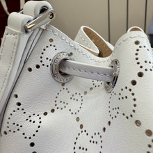 Load image into Gallery viewer, Venice Mini Bucket Bag
