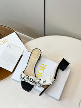 Load image into Gallery viewer, Cotton Sandals

