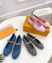 Load image into Gallery viewer, Denim Pumps
