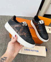 Load image into Gallery viewer, Timeout Trainers
