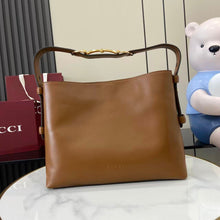 Load image into Gallery viewer, Beatrix Tote
