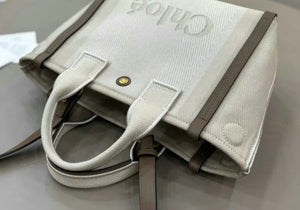 Carry Tote
