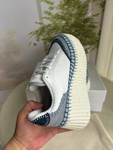 Load image into Gallery viewer, Nama Sneakers
