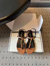Load image into Gallery viewer, Leather Sandals
