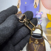 Load image into Gallery viewer, Pochette Mia
