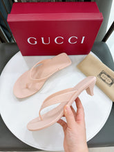 Load image into Gallery viewer, GG Sandals
