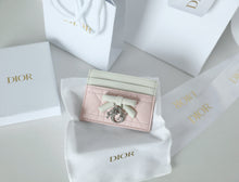 Load image into Gallery viewer, Leather Card Holder
