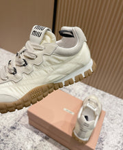 Load image into Gallery viewer, Tire Trainers
