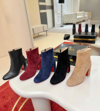 Load image into Gallery viewer, Logo Boots
