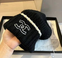 Load image into Gallery viewer, Wool Hat
