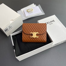 Load image into Gallery viewer, Leather Wallet
