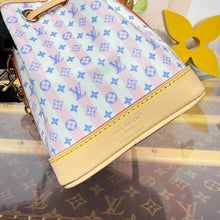 Load image into Gallery viewer, Nano Noe Bucket Bag
