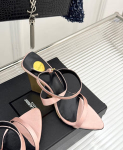 Cassandra Wedges