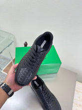 Load image into Gallery viewer, Leather Trainers
