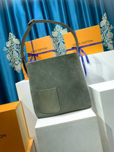 Load image into Gallery viewer, Verso
