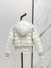Load image into Gallery viewer, Jeypore Jacket
