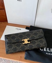 Load image into Gallery viewer, Triomphe Purse
