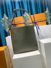 Load image into Gallery viewer, Verso
