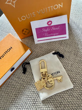 Load image into Gallery viewer, Bag Charm/Keychain
