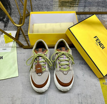 Load image into Gallery viewer, Force Trainers
