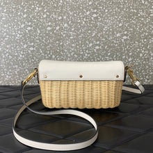 Load image into Gallery viewer, Raffia Crossbody Bag
