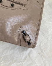 Load image into Gallery viewer, City Tote
