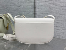 Load image into Gallery viewer, Medilion Flap Bag
