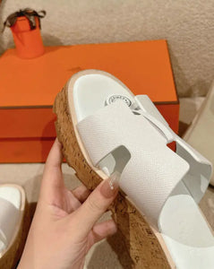 Eze Sandals