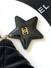 Load image into Gallery viewer, Zipped Pouch Large
