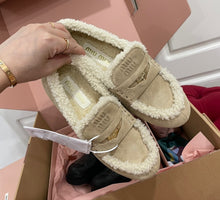 Load image into Gallery viewer, Shearling Loafers
