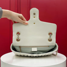 Load image into Gallery viewer, Marmont Small Shoulder Bag
