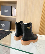 Load image into Gallery viewer, Leather Boots
