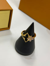 Load image into Gallery viewer, Logo Ring
