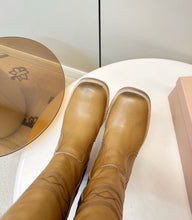 Load image into Gallery viewer, Leather Boots
