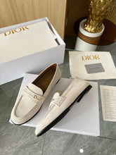 Load image into Gallery viewer, Suede Loafers
