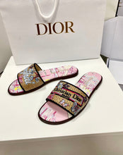 Load image into Gallery viewer, Dway Slides
