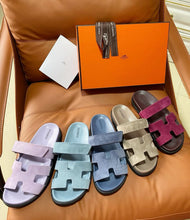 Load image into Gallery viewer, Chypre Sandals

