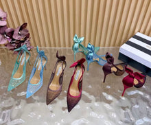 Load image into Gallery viewer, Bow Tie Pumps
