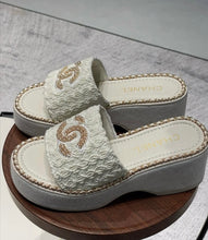 Load image into Gallery viewer, CC Sandals
