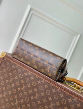 Load image into Gallery viewer, Carryall BB Teddy
