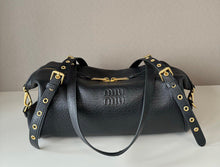 Load image into Gallery viewer, Leather Embossed Bag

